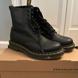 Dr. Martens Pascal Boots